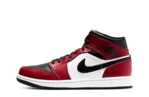 Air Jordan 1 Mid Chicago Toe Best Reps