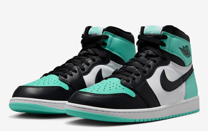 Air Jordan 1 Retro High OG Green Glow - Image 3