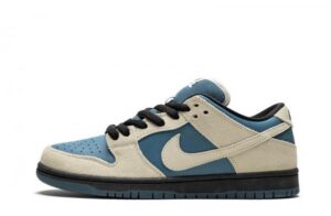 SB Dunk Low Thunderstorm Reps