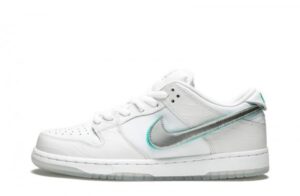 SB Dunk Low Diamond White Sneakers Reps