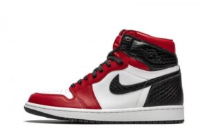 Air Jordan 1 Retro High OG Satin Snake Chicago Sneakers Reps