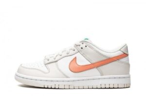 SB Dunk Low Tropical Twist Sneakers Reps
