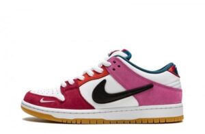 SB Dunk Low Friends & Family Sneakers Reps